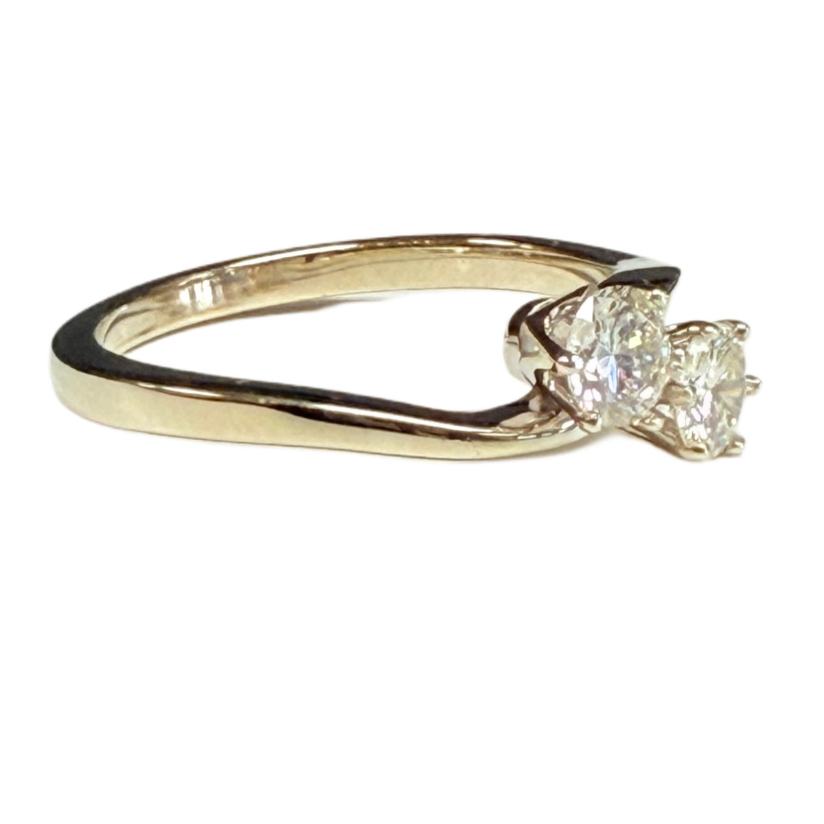14k White Gold & Diamond Ring