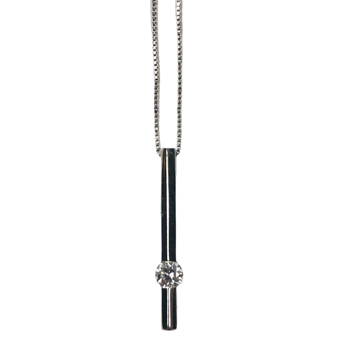 14k White Gold Bar Necklace