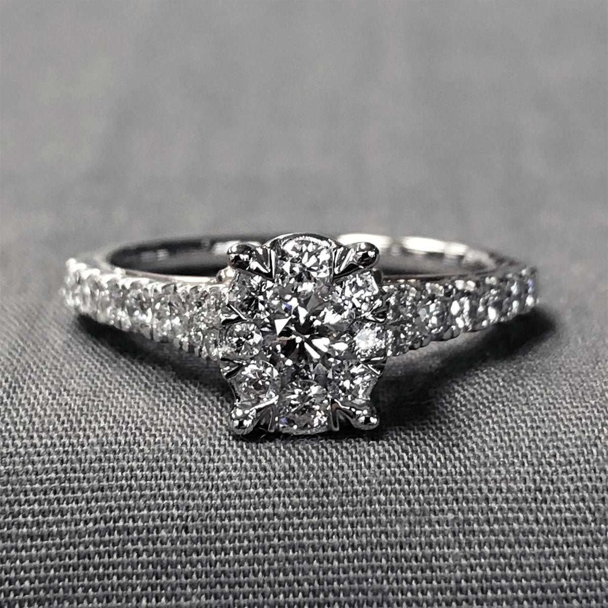 14 k White &amp; Rose Gold Diamond Cluster Engagement Ring