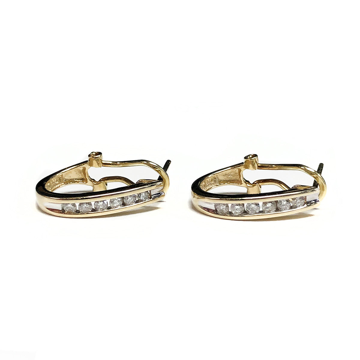 14k Gold &amp; Diamond Oval Hoop Earrings