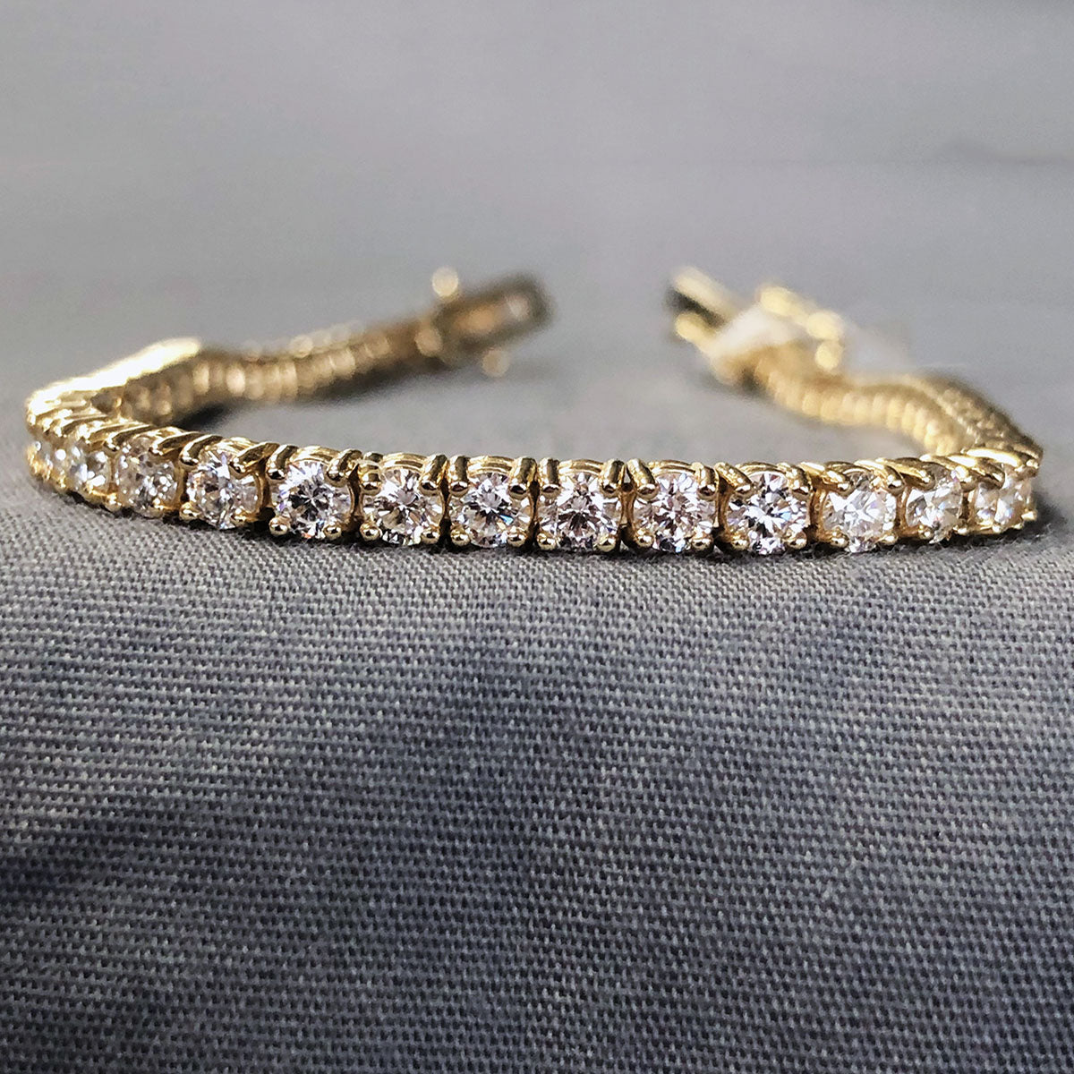 14 k Gold Diamond Tennis Bracelet