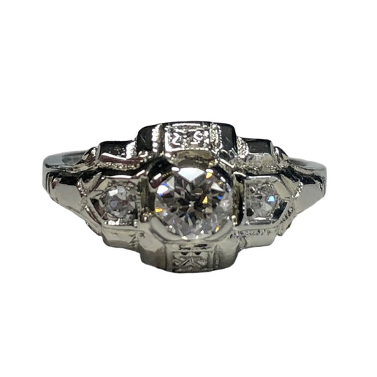 18k White Gold Diamond Ring