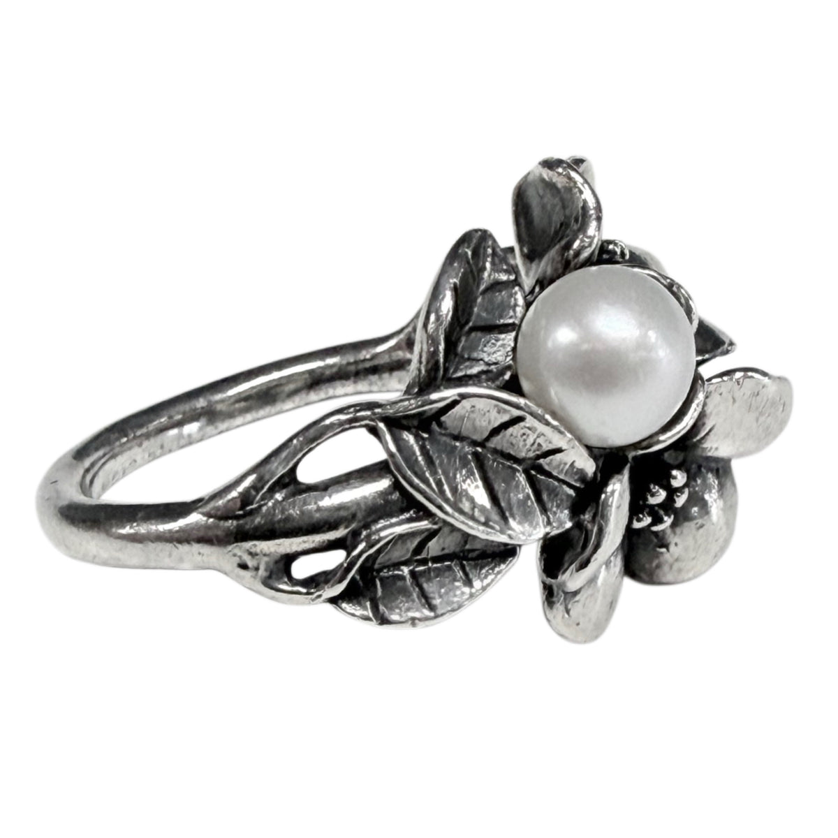 Silver & Faux Pearl Floral Ring