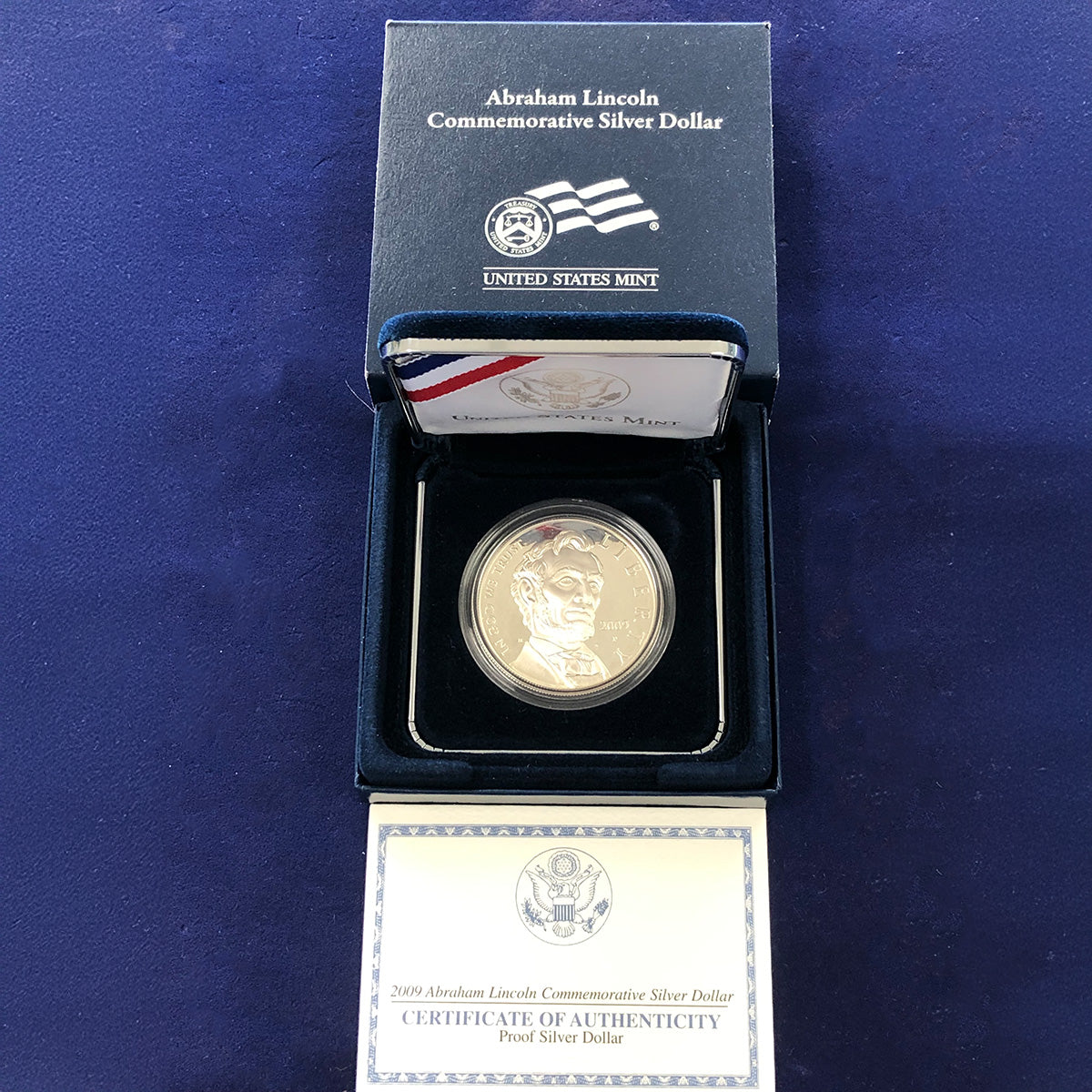 2009-P Abraham Lincoln Commemorative Proof Silver Dollar (With Box &amp; COA)