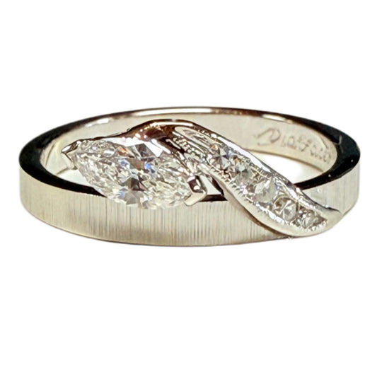 14k White Gold & Diamond Ring