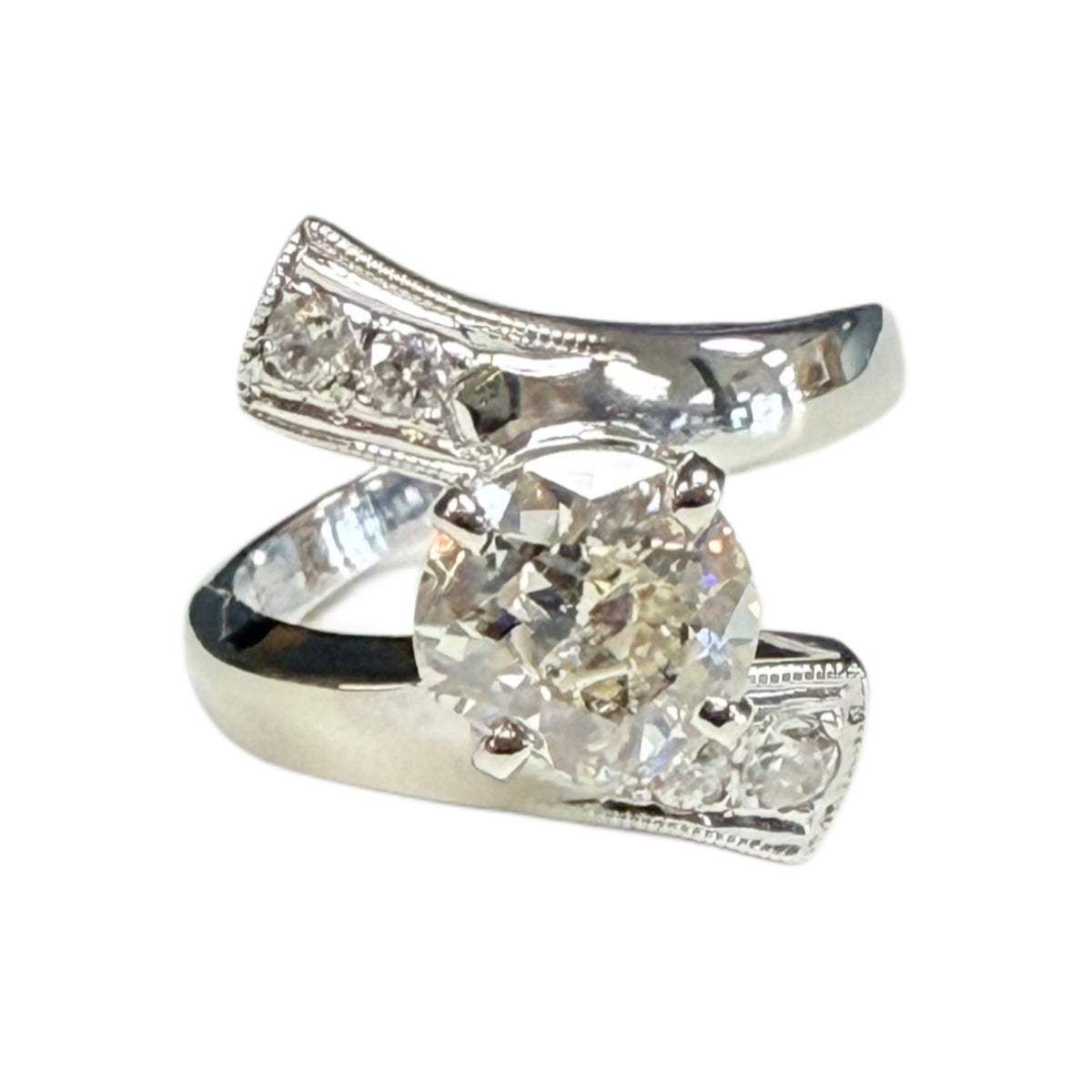 14k White Gold & Diamond Ring