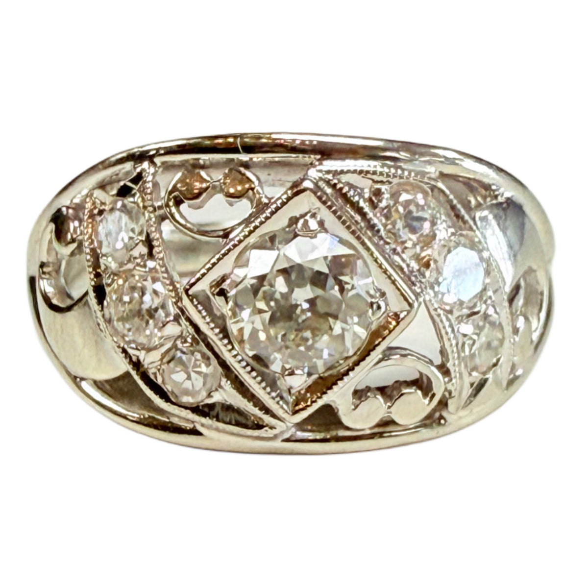 14k White Gold & Diamond Ring