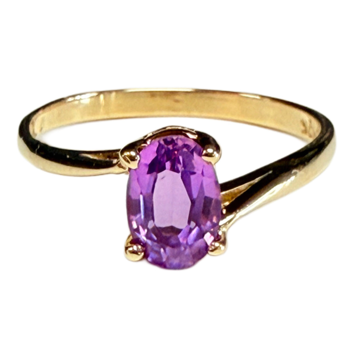 10k Gold Amethyst Ring