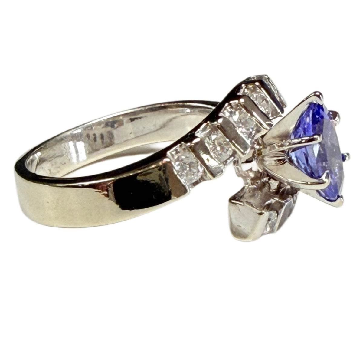 14k Tanzanite and Diamond Ring