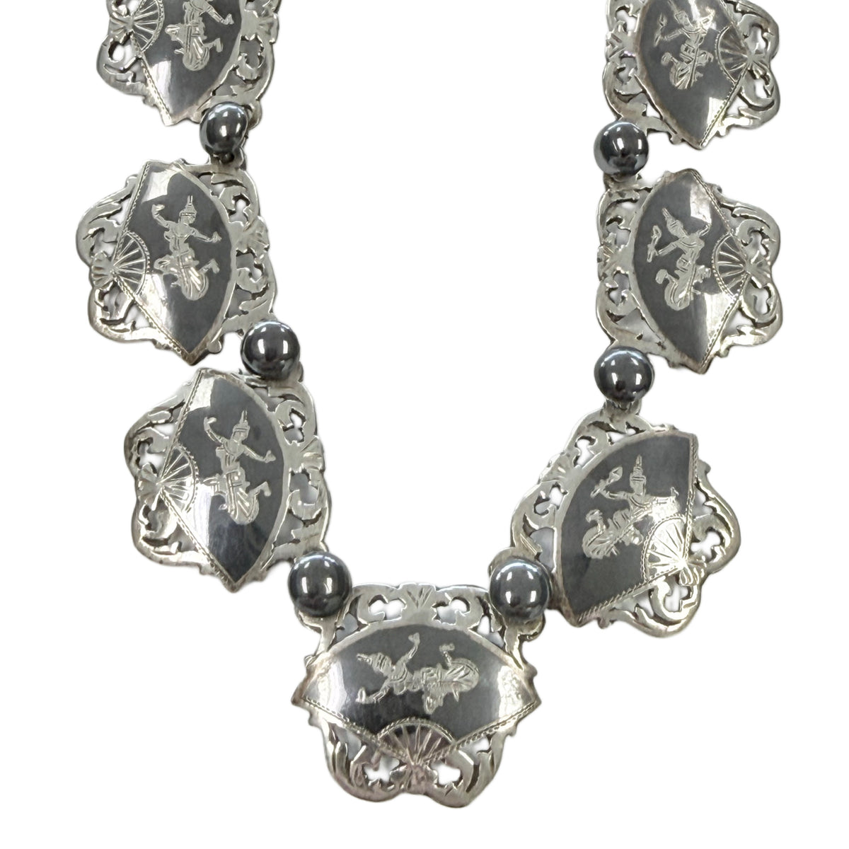 Silver Siam Necklace