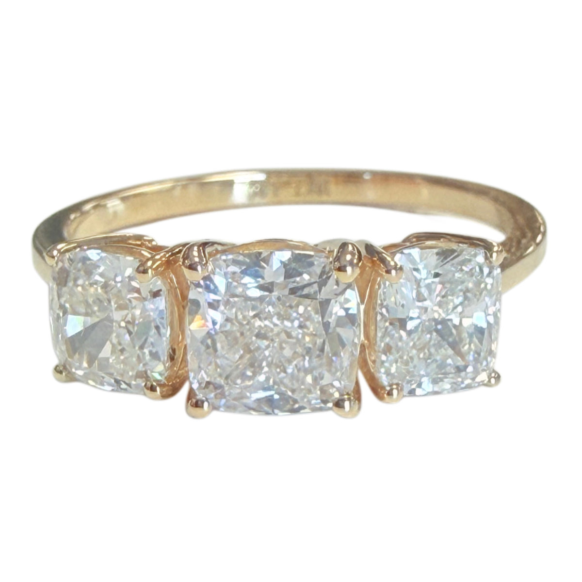 18k Yellow Gold & Diamond Ring