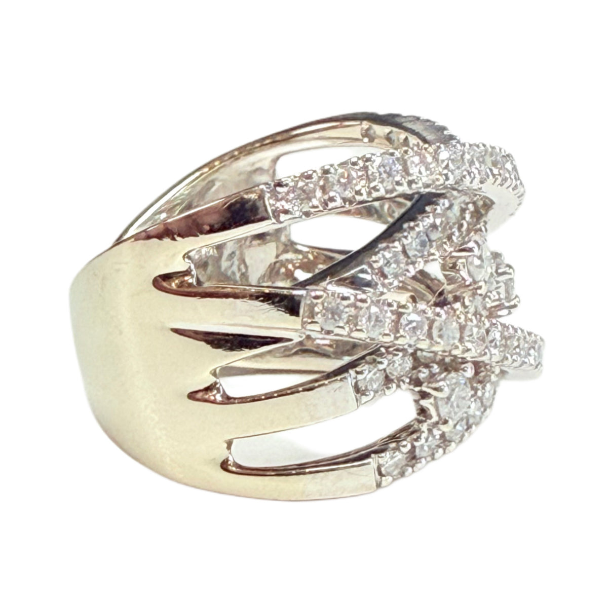 14k White Gold & Diamond Ring