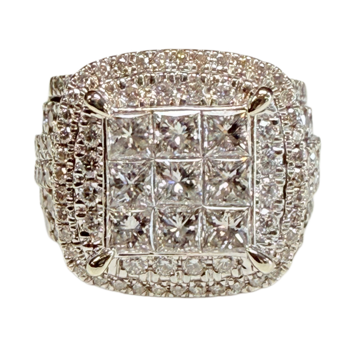 10k White Gold Princessa Ring