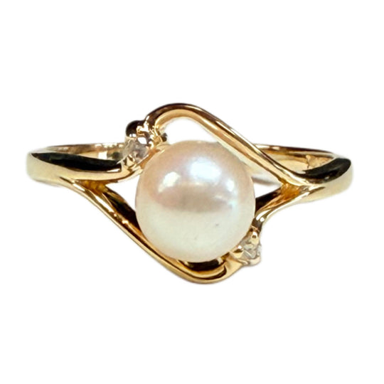10k Gold Pearl & Diamond Ring