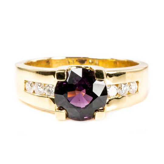 18 k Gold Amethyst & Diamond Ring