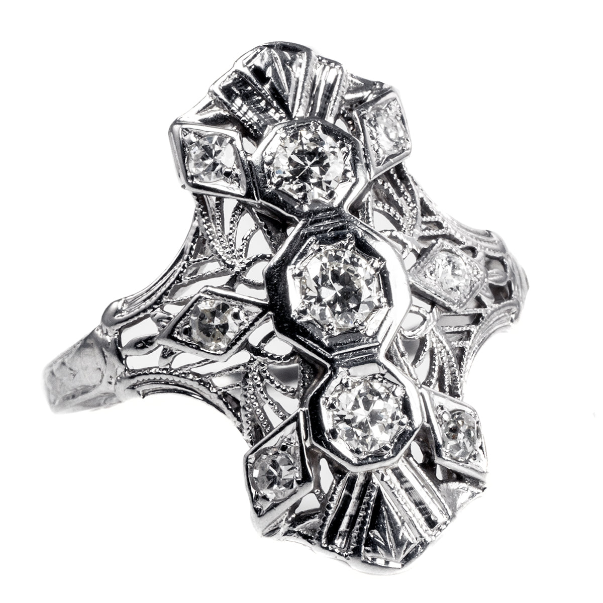 18k White Gold Art Deco Filigree Diamond Ring