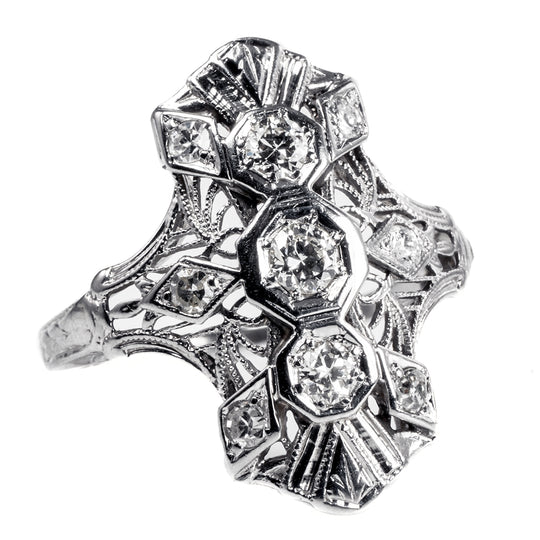18k White Gold Art Deco Filigree Diamond Ring