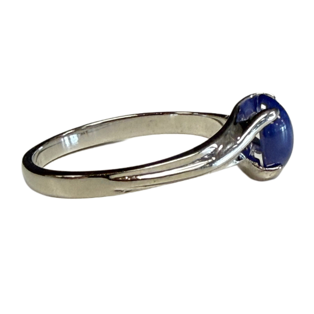 10k White Gold & Star Sapphire Ring