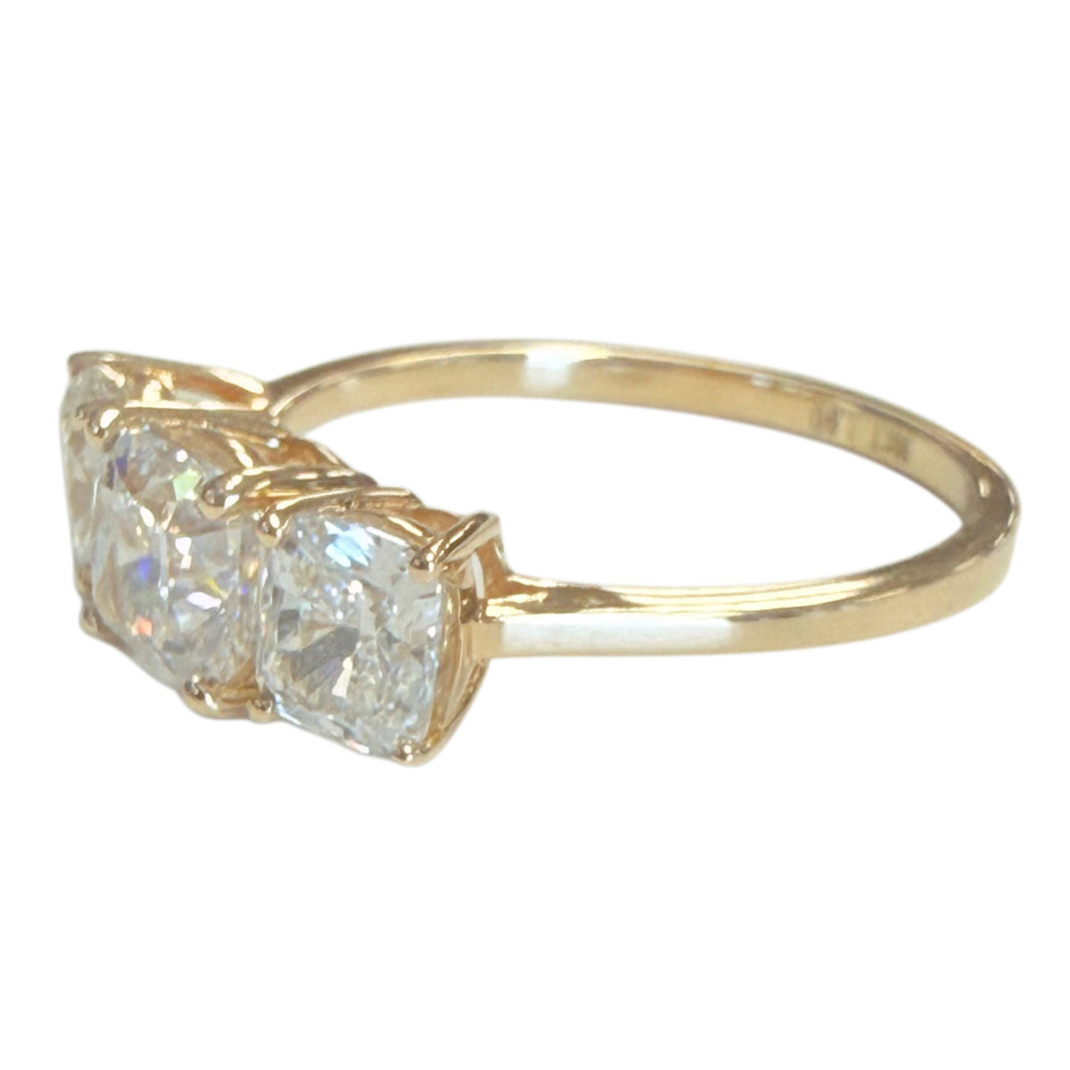 18k Yellow Gold & Diamond Ring