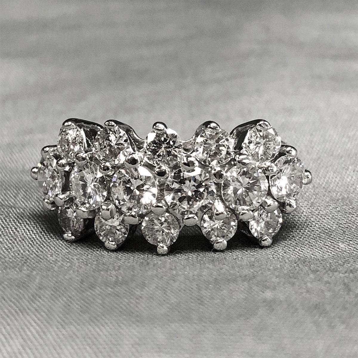 14 k White Gold Diamond Ring