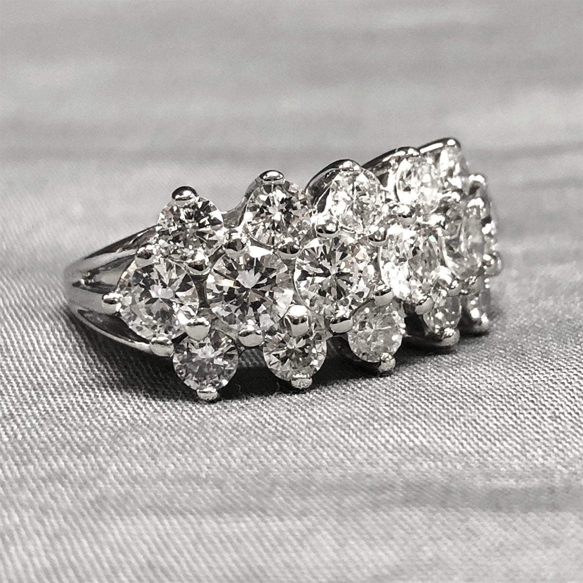14 k White Gold Diamond Ring