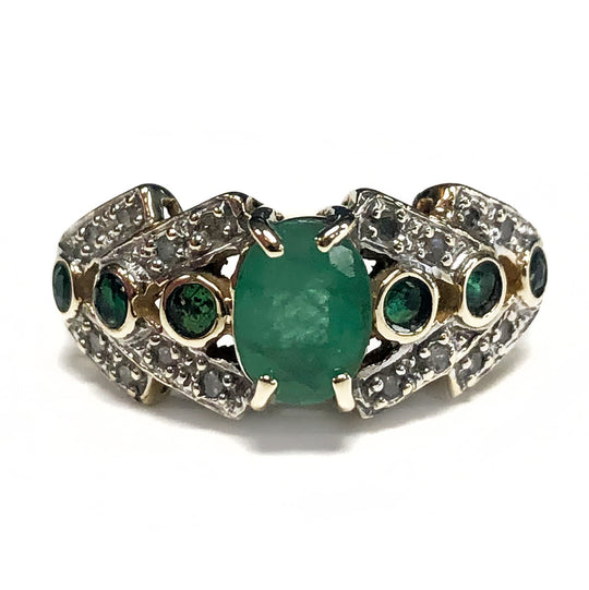 10 k Gold Emerald & Diamond Ring