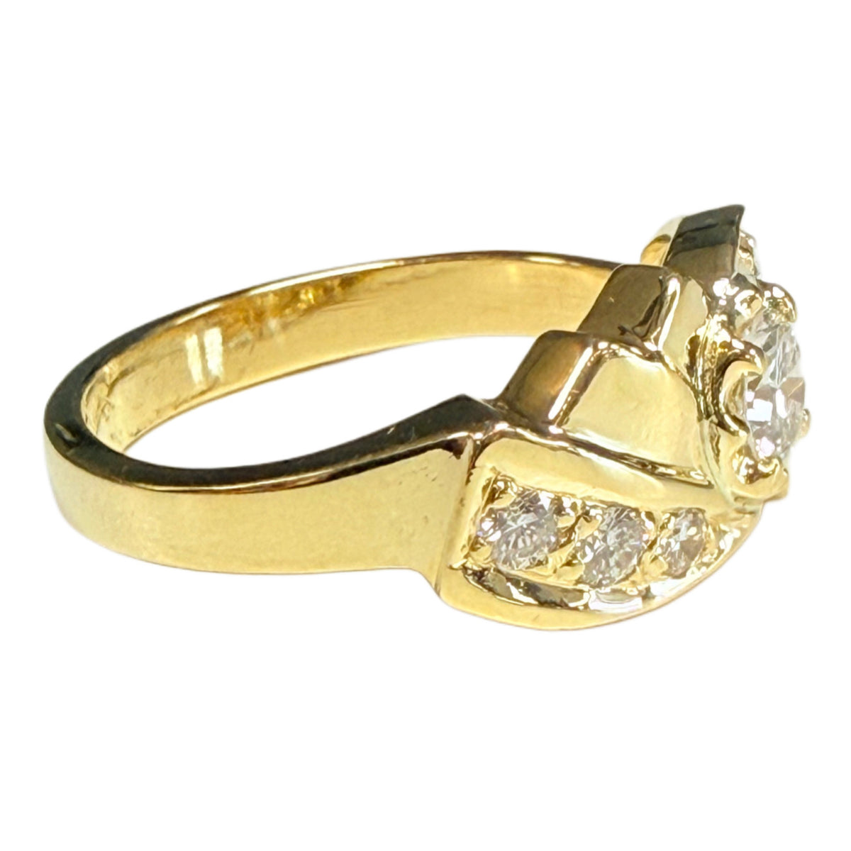 18k Yellow Gold Diamond Ring