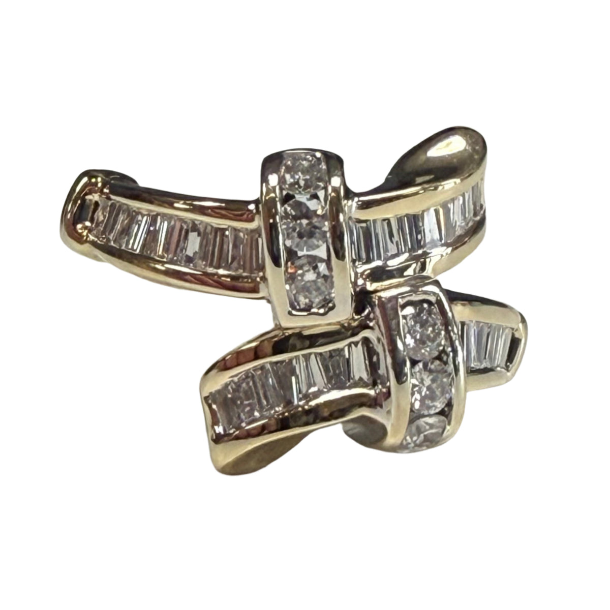 14k Gold & Diamond Ring