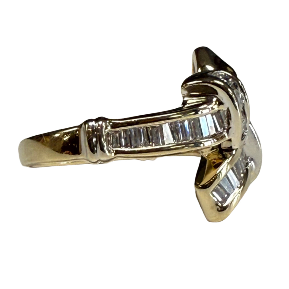 14k Gold & Diamond Ring