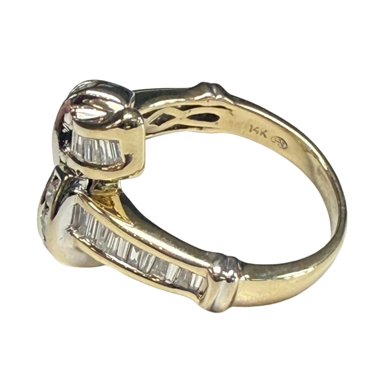 14k Gold & Diamond Ring