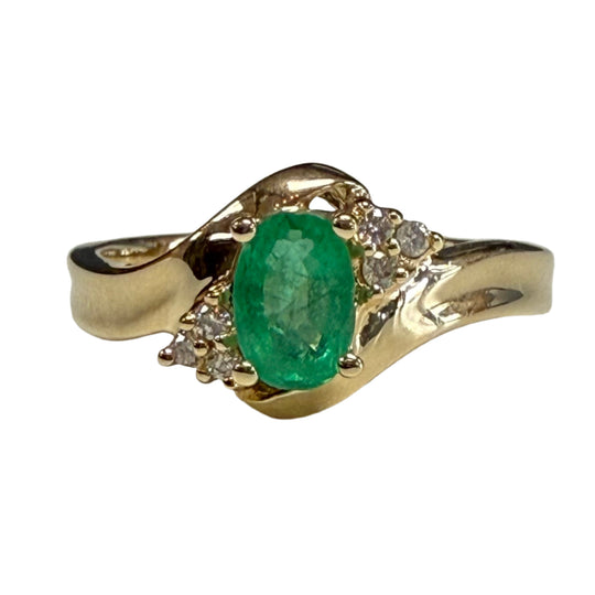 14k Gold Emerald & Diamond Ring