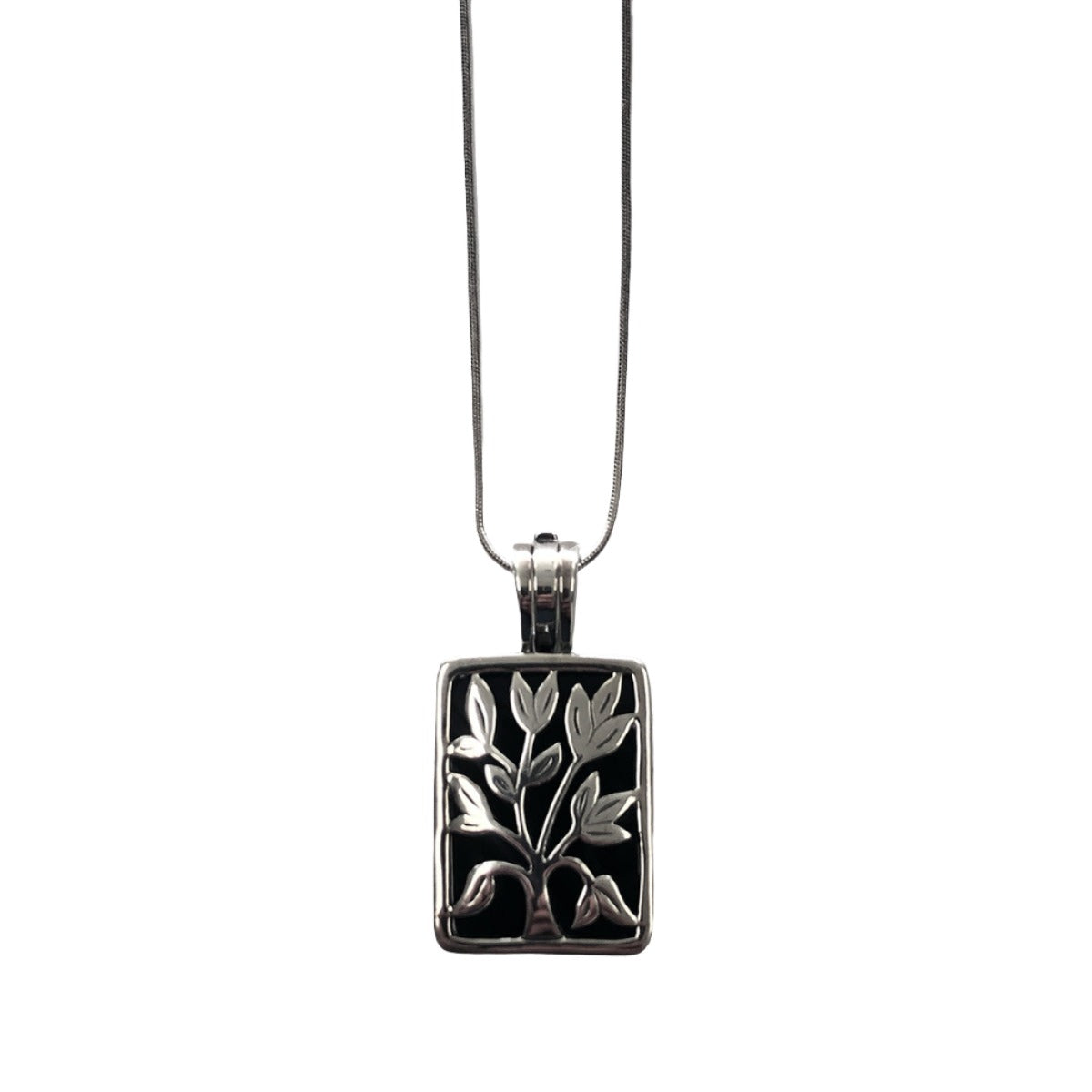 Silpada Live Laugh Love Tree of Life Necklace