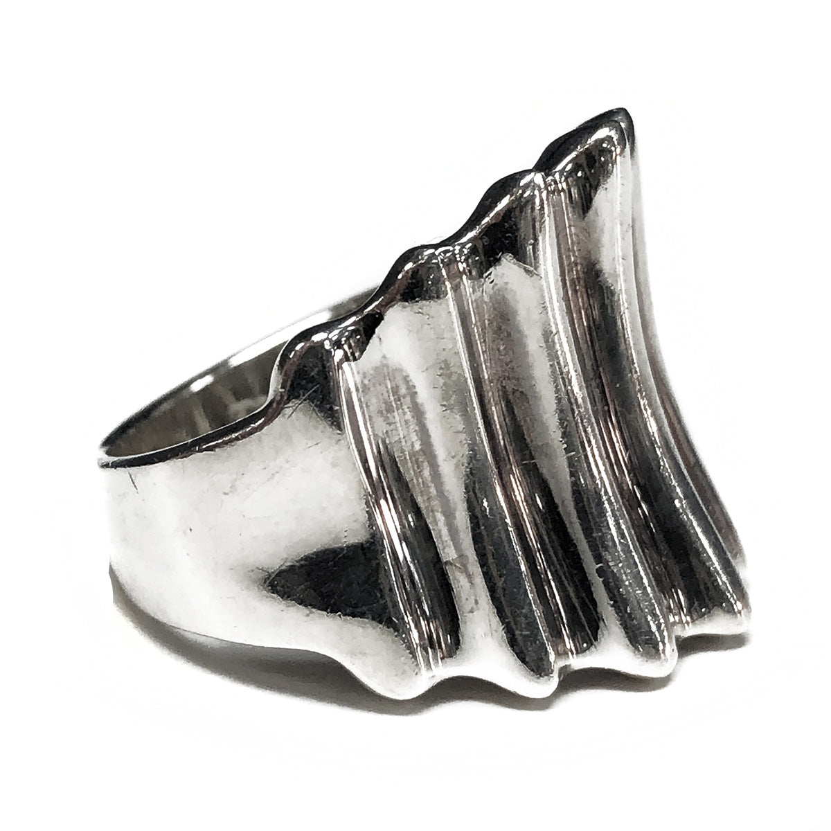 Silver Fluted Cigar Ring