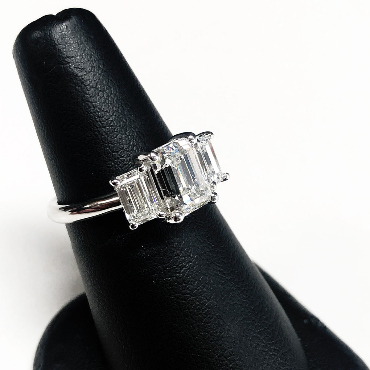 Platinum 3.07 Carat Diamond Ring