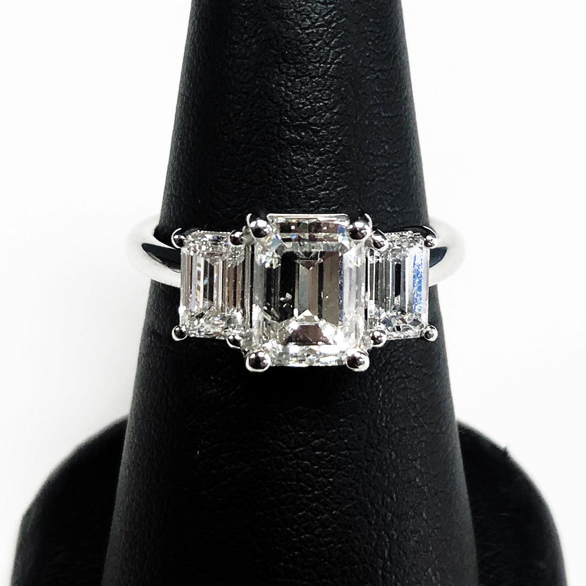 Platinum 3.07 Carat Diamond Ring