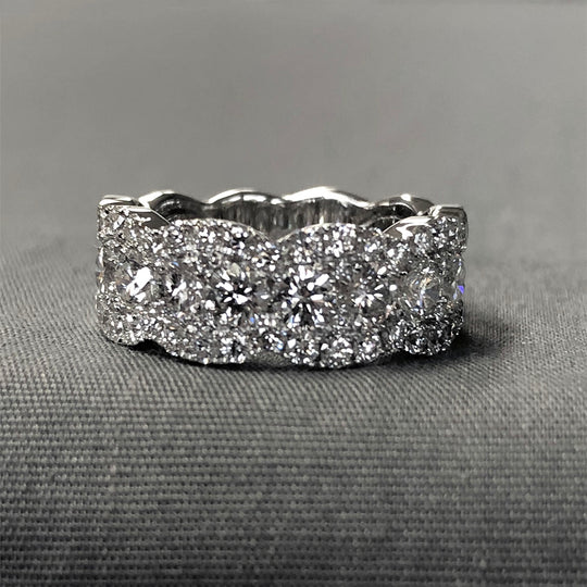 14 k White Gold Scalloped Diamond Band