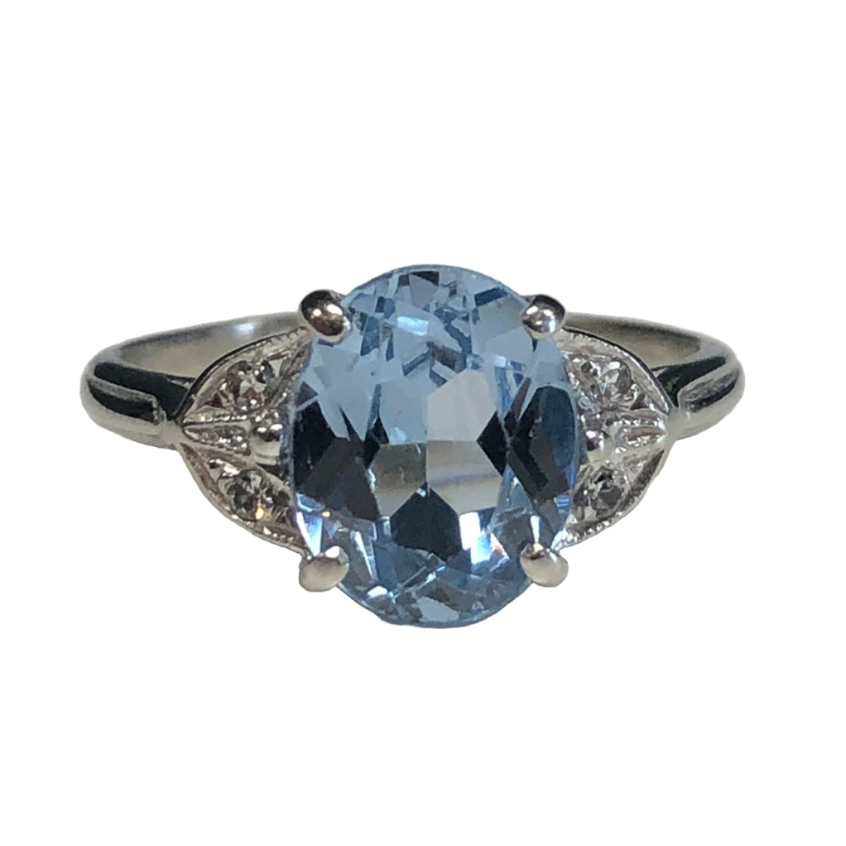 10k White Gold Aquamarine &amp; Diamond Ring