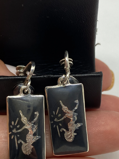 Vintage Sterling Silver And Black Enamel Siam Clip On Earrings