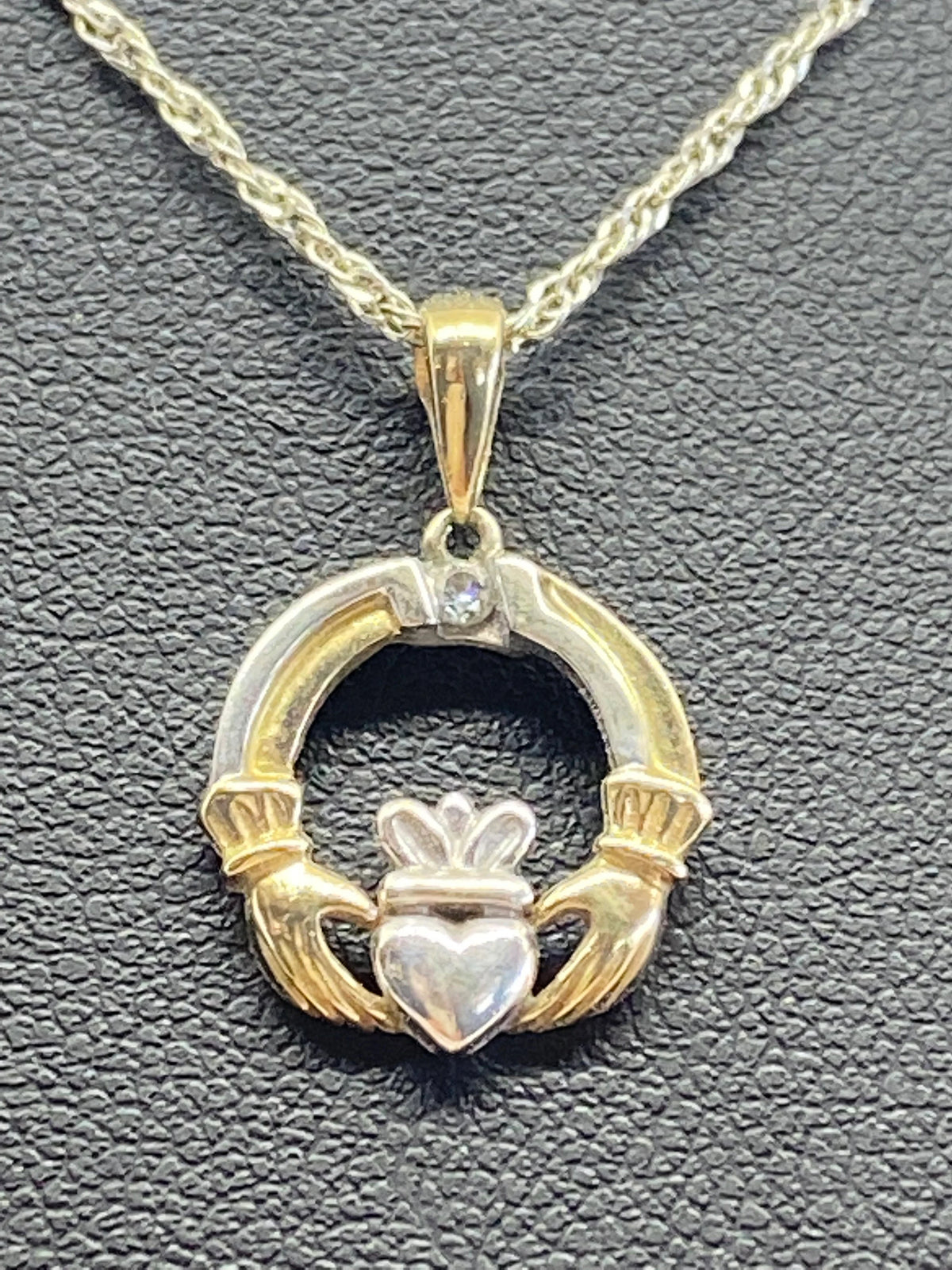 Solvar Claddagh 14k Gold With Diamonds Necklace