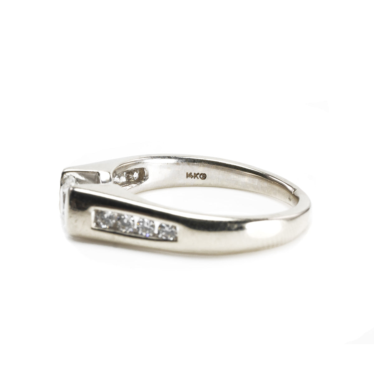 14 k White Gold Diamond Ring