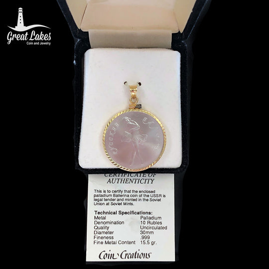 Palladium Ballerina in a 14 k Gold Bezel
