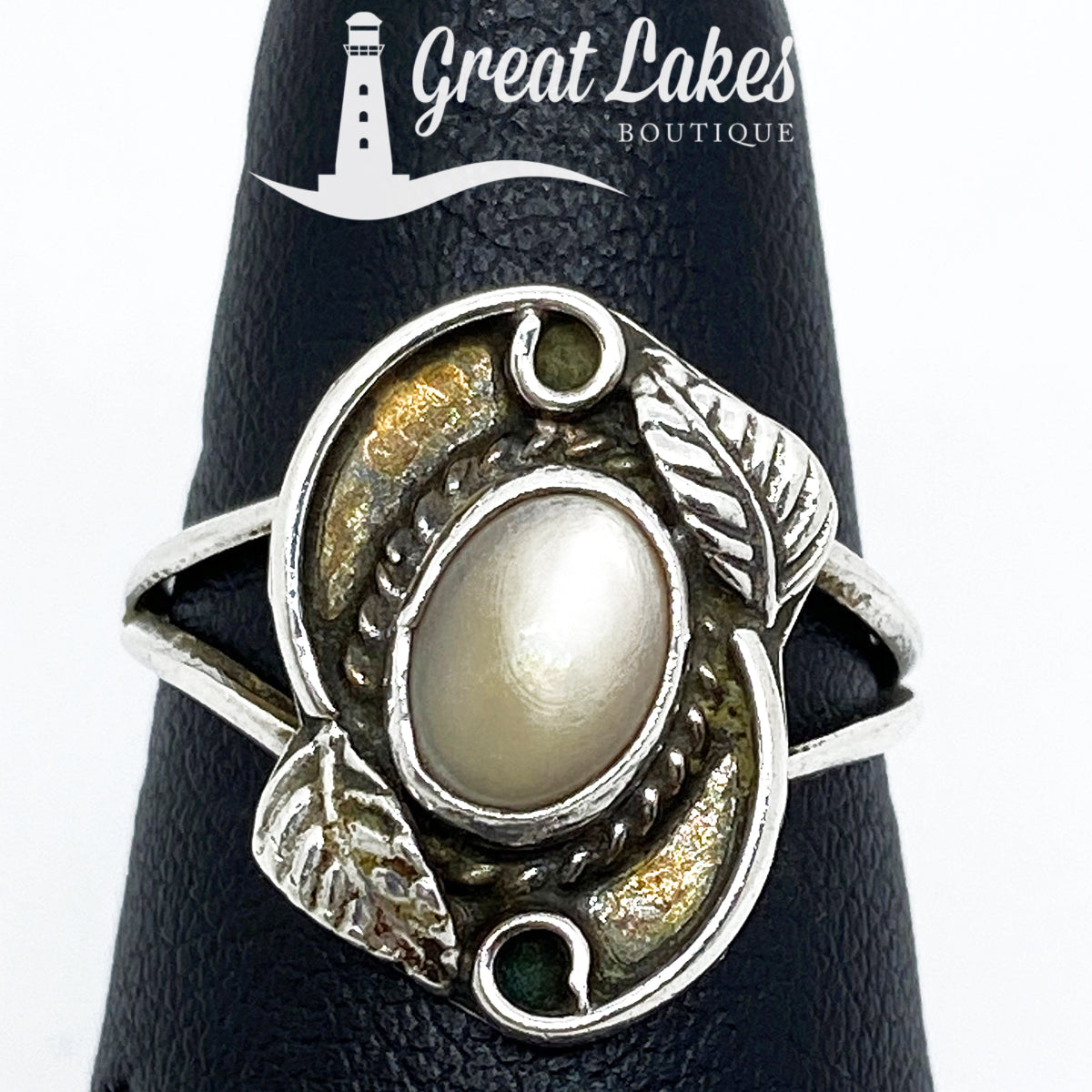Great Lakes Boutique Silver & Pearl Leaf Ring