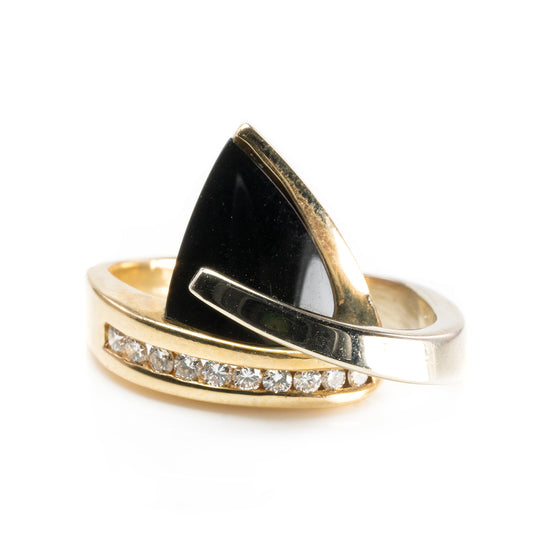 14 k Yellow Gold Black Onyx & Diamond Fashion Ring