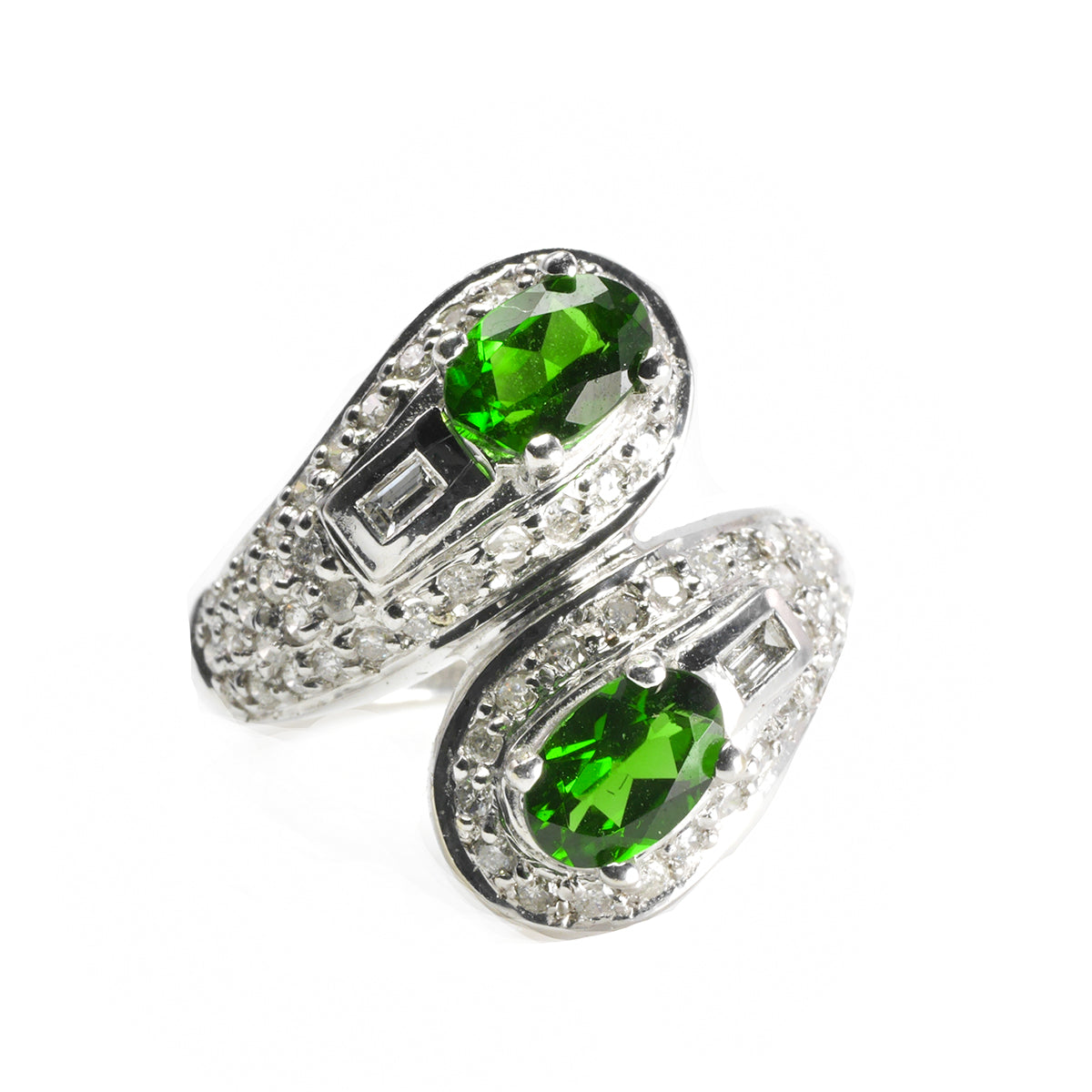 14 k White Gold Diamond and Green Stone Ring
