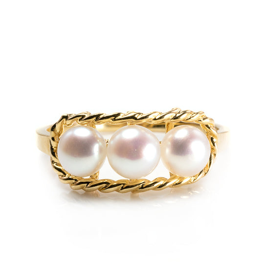 14 k Yellow Gold Three Pearl Ring